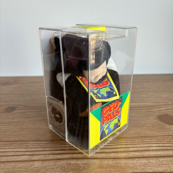 Geo Pals “Grouch” The Tasmanian Devil Bean Bag Toy Plush In Case - Picture 2 of 9